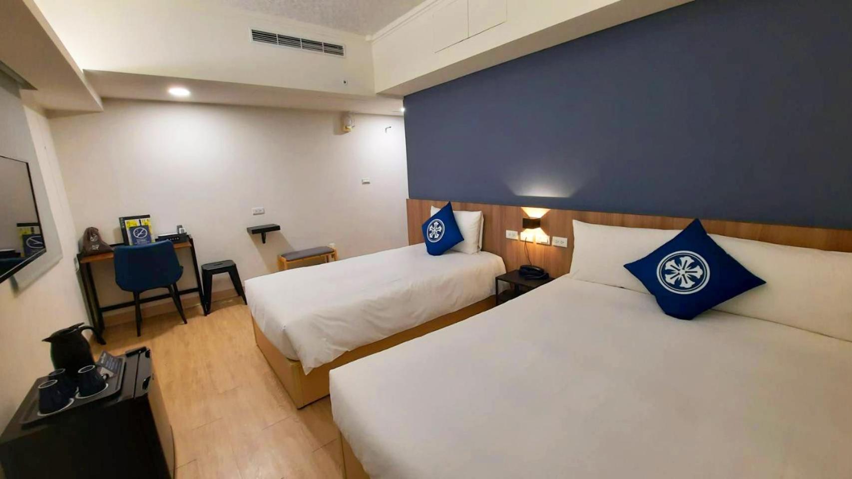 Holo Hotel Tainan Zewnętrze zdjęcie
